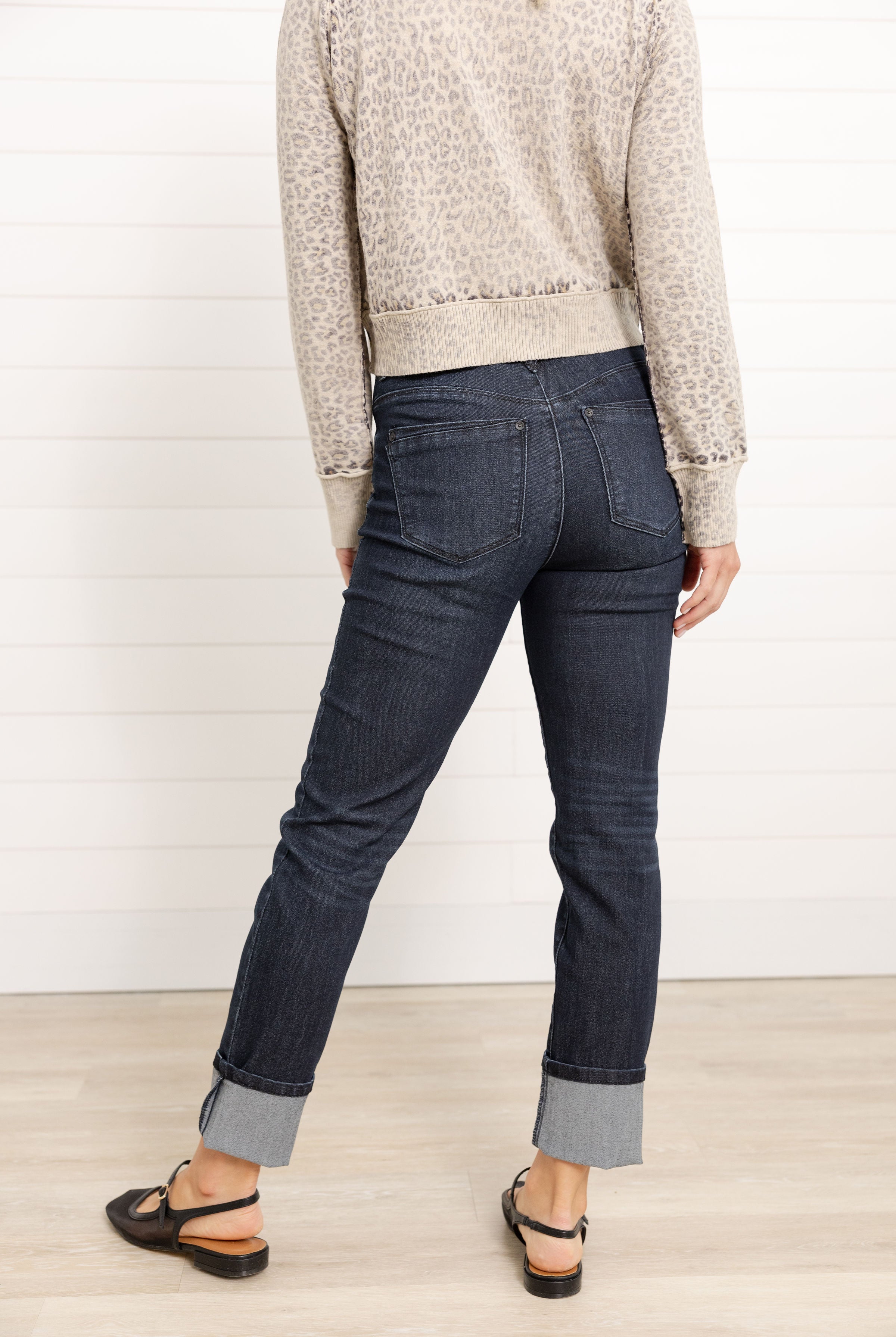 Back view Mac and Me High Rise Indigo Straight Leg Jeans clean wash cuffed bottom.