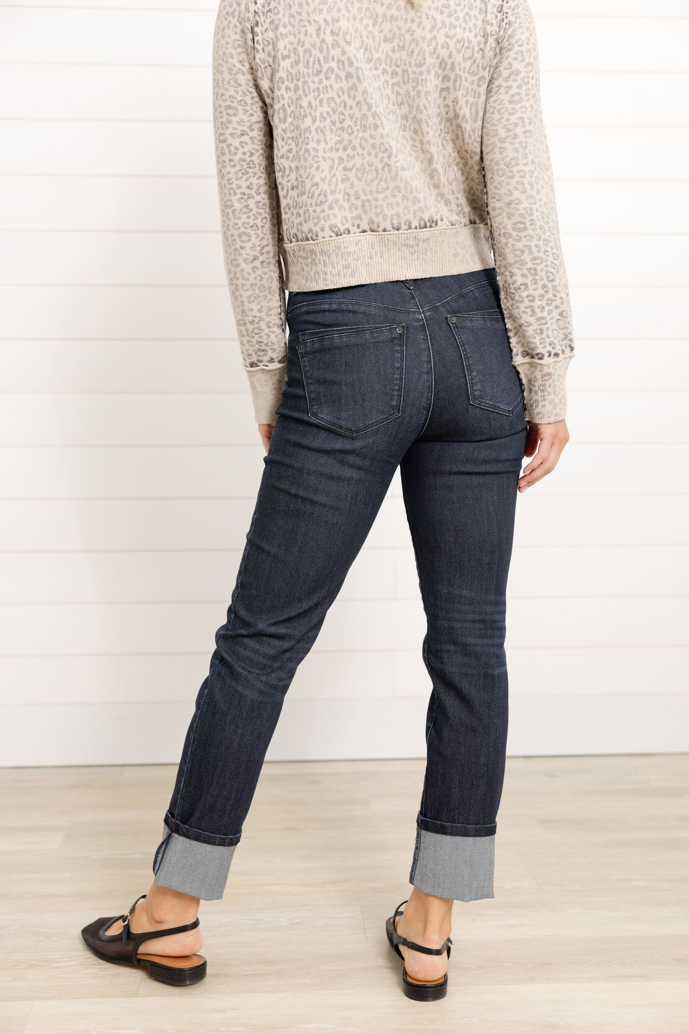 Back view Mac and Me High Rise Indigo Straight Leg Jeans clean wash cuffed bottom.