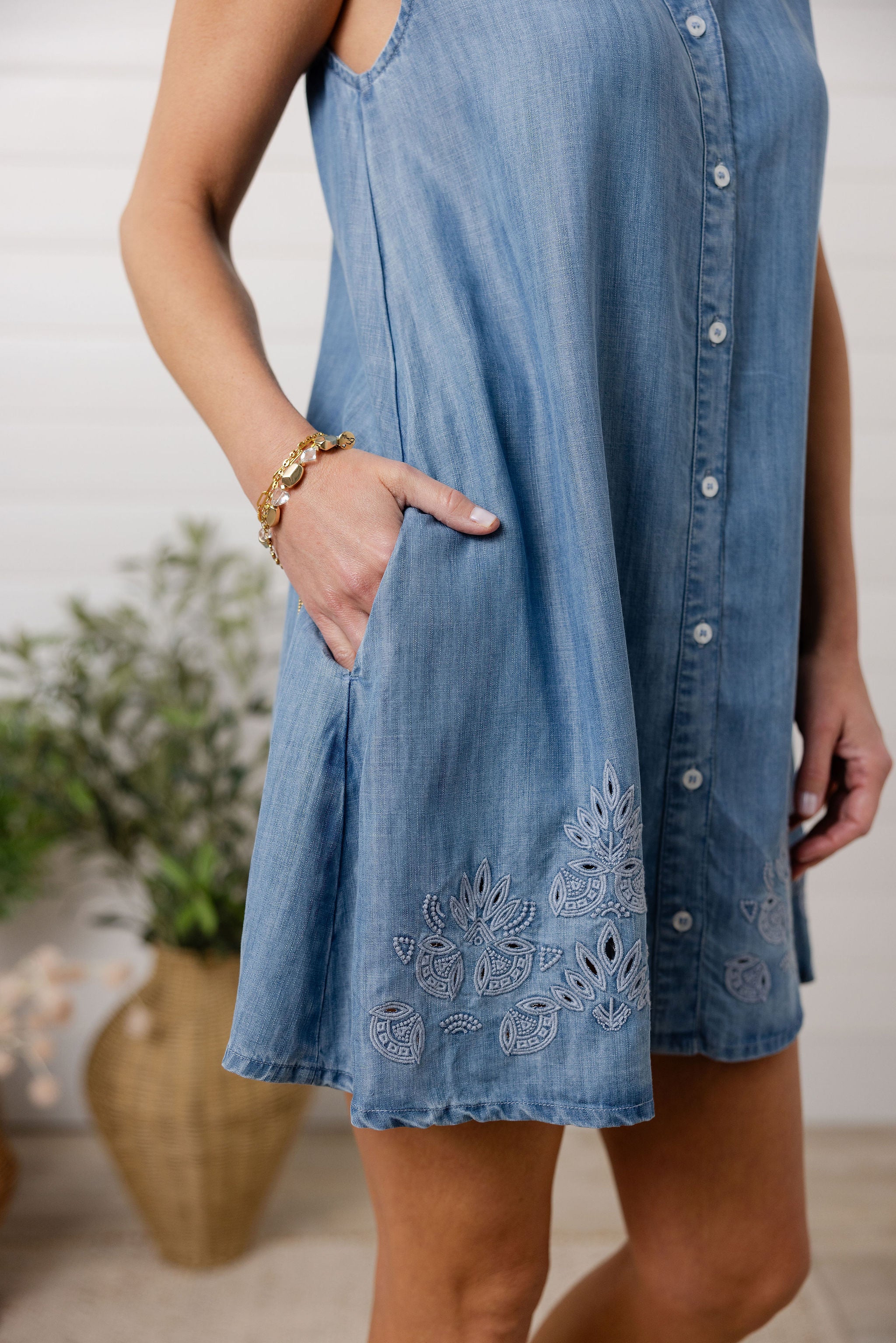 details on shirtdress